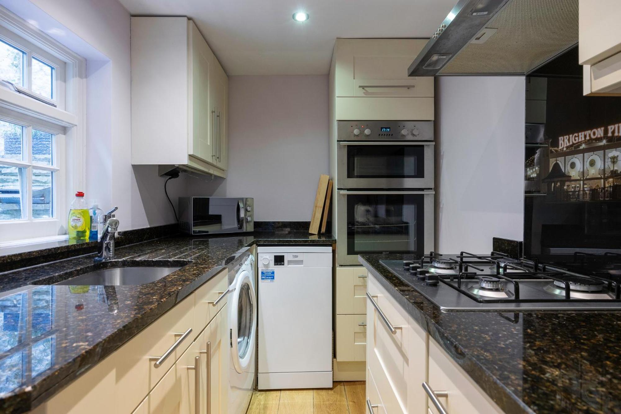 Apartment Regency Seaside Pass The Keys